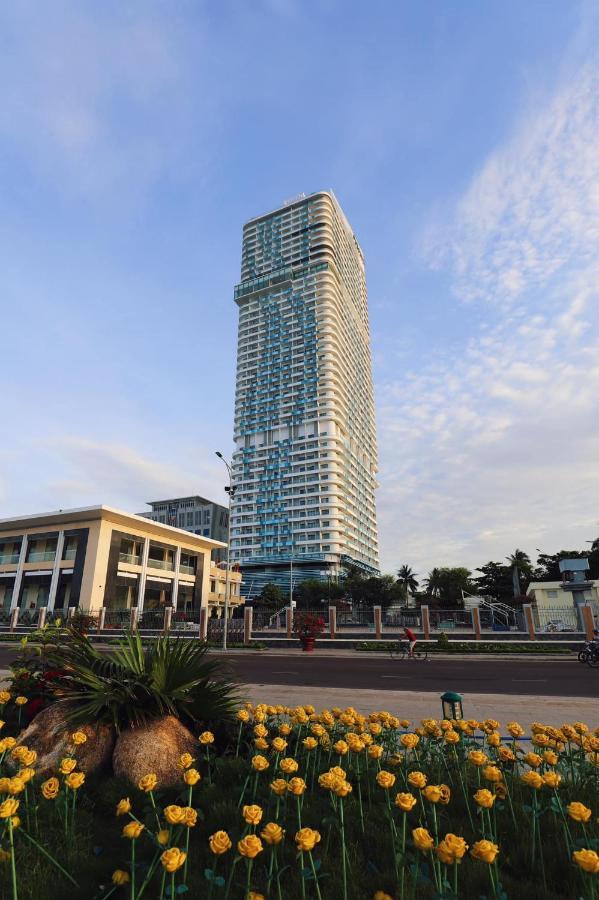 Tms Beachfront Apartment Quy Nhon Bay Bagian luar foto