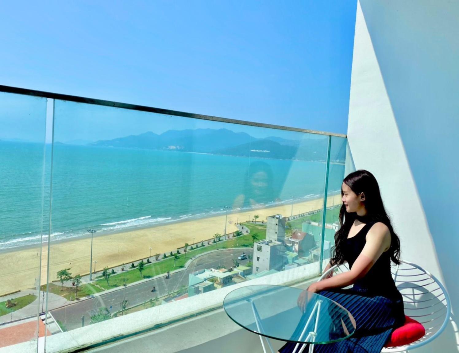 Tms Beachfront Apartment Quy Nhon Bay Bagian luar foto
