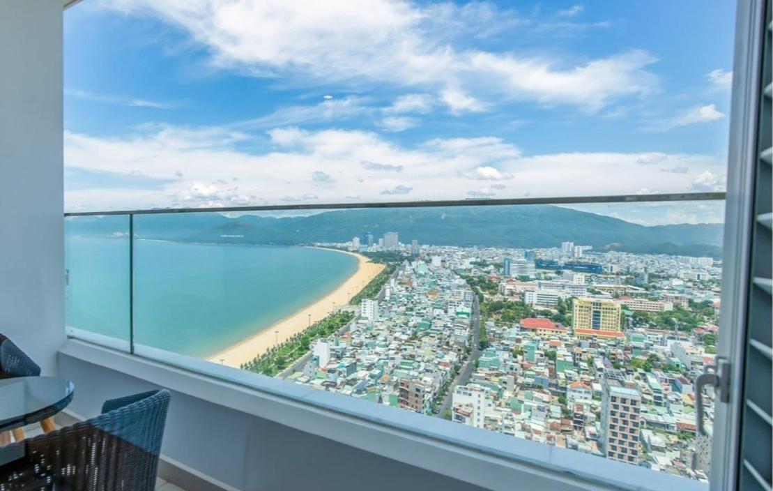 Tms Beachfront Apartment Quy Nhon Bay Bagian luar foto